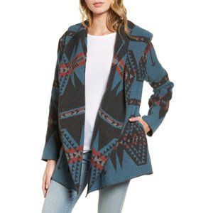 Dylan Geo Print Hooded Blanket Jacket